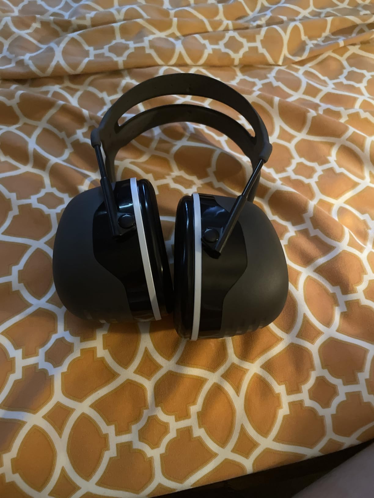 3M PELTOR Ear Muff Hearing Protection, X5 Series, Noise Protection NRR 21 dB, Construction, Manufacturing, Automotive customer photo 2