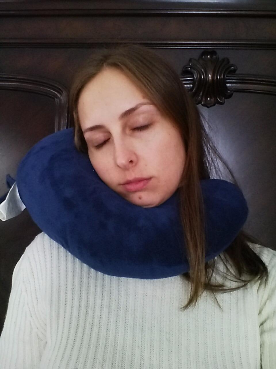 Jensens Inventions Award Winning Home & Travel Pillow - Patented Chin Support - Sleep Anywhere. (Silver Gray) customer photo 1