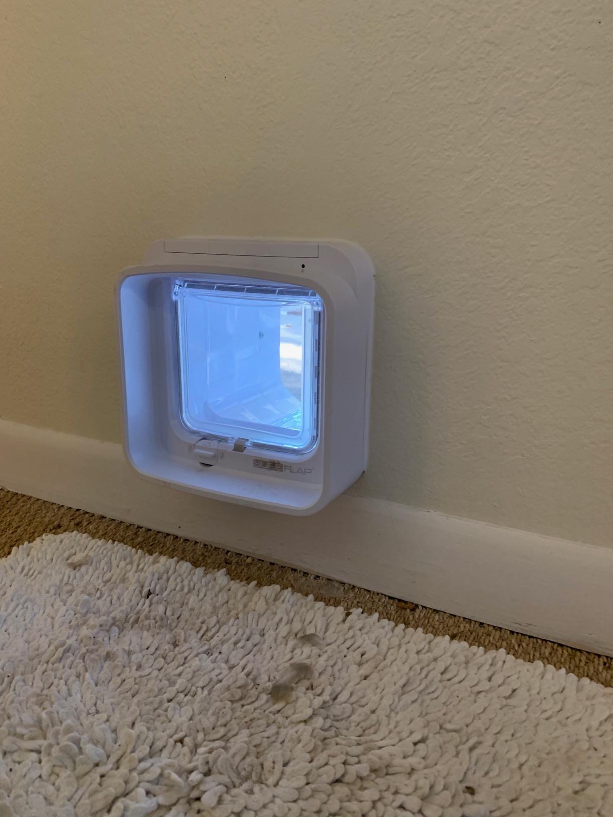 SureFlap DualScan Microchip Cat Door - Door Opening is 4 3/4