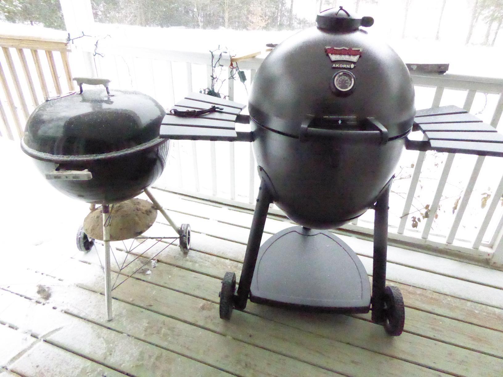 Char-Griller® AKORN® Kamado Charcoal Grill and Smoker with Cast Iron Grates, Warming Rack and Locking Lid with 445 Cooking Square Inches in Graphite, Model E16620 customer photo 1