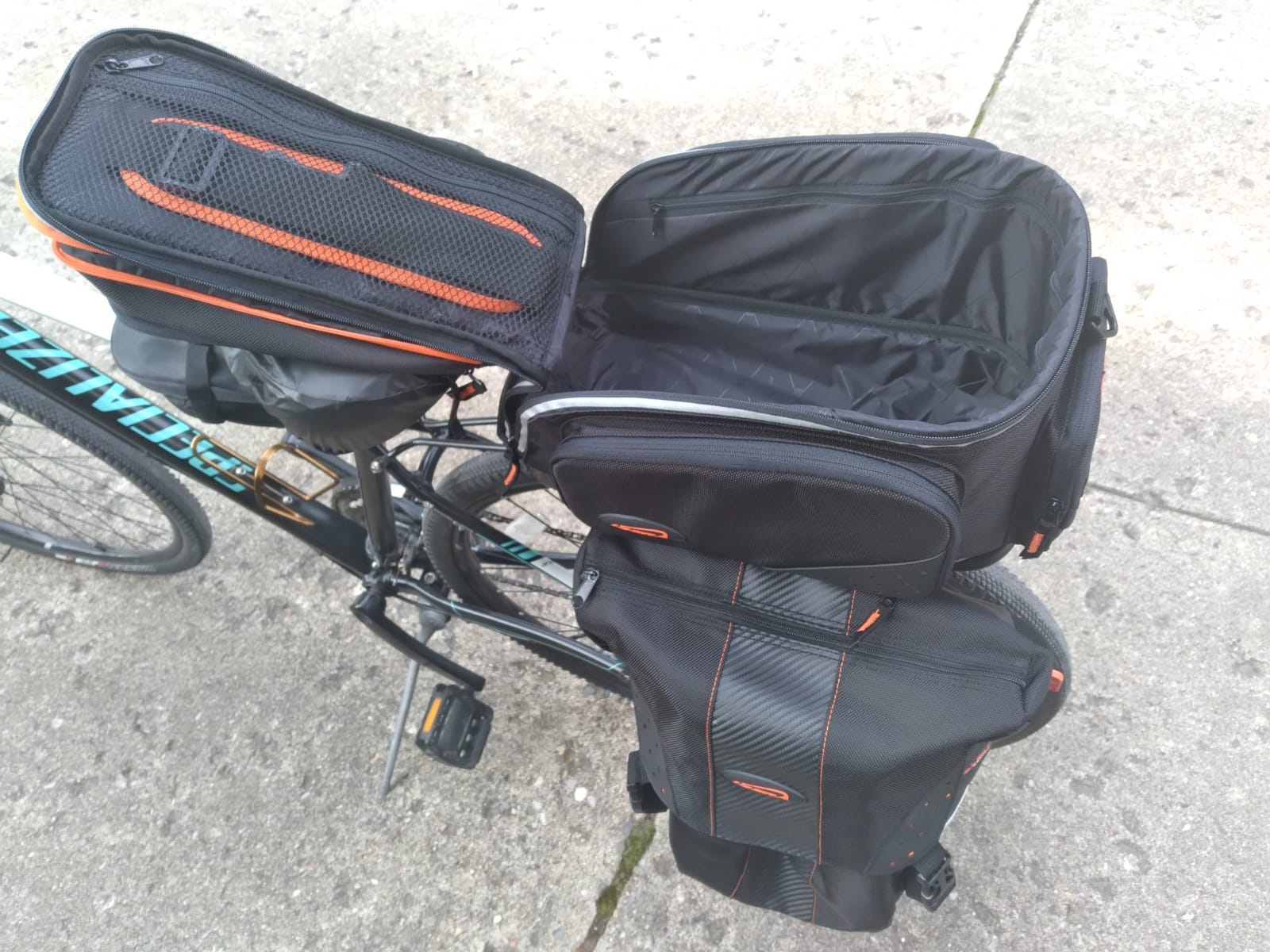 Ibera Bicycle Bag PakRak Clip-On Quick-Release All Weather Bike Panniers (Pair), Includes Rain Cover , Black customer photo 1