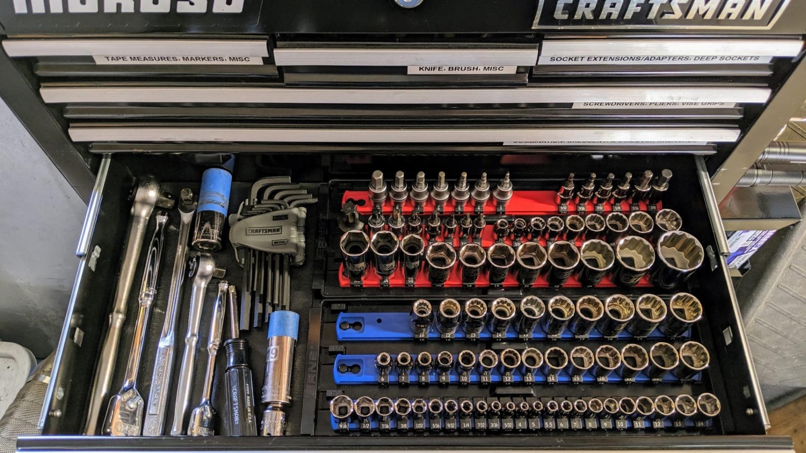 Ernst Manufacturing 8490 Socket Boss: 3-Rail Socket Organizer Tool Tray with 40 Clips (1/4