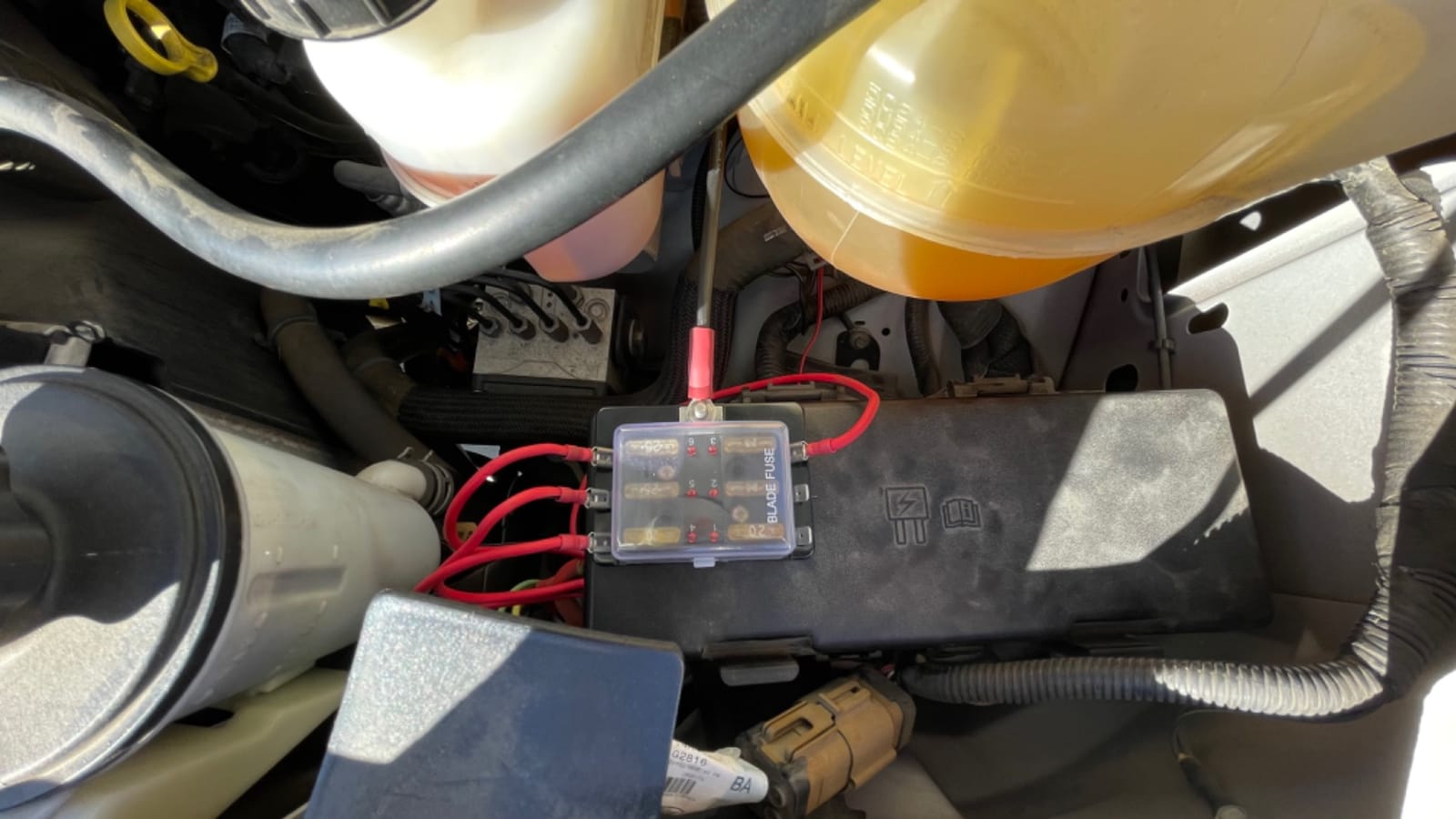 Renogy 200W 12V N-Type RV Solar Panel Kit with Adventurer 30A Controller customer photo 2