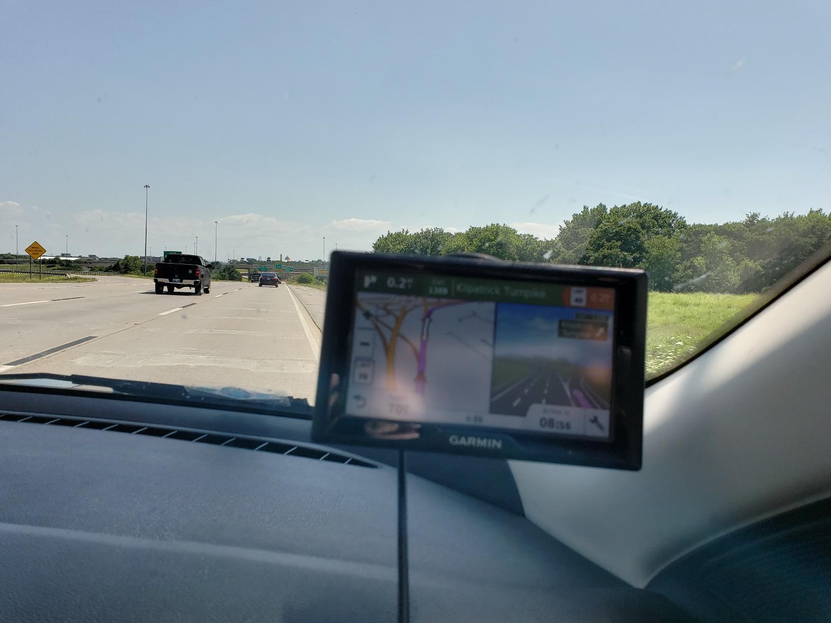 Garmin 010-01532-0C Drive 50 USA LM GPS Navigator System with Lifetime Maps, Spoken Turn-by-Turn Directions, Direct Access, Driver Alerts, and Foursquare Data customer photo 2