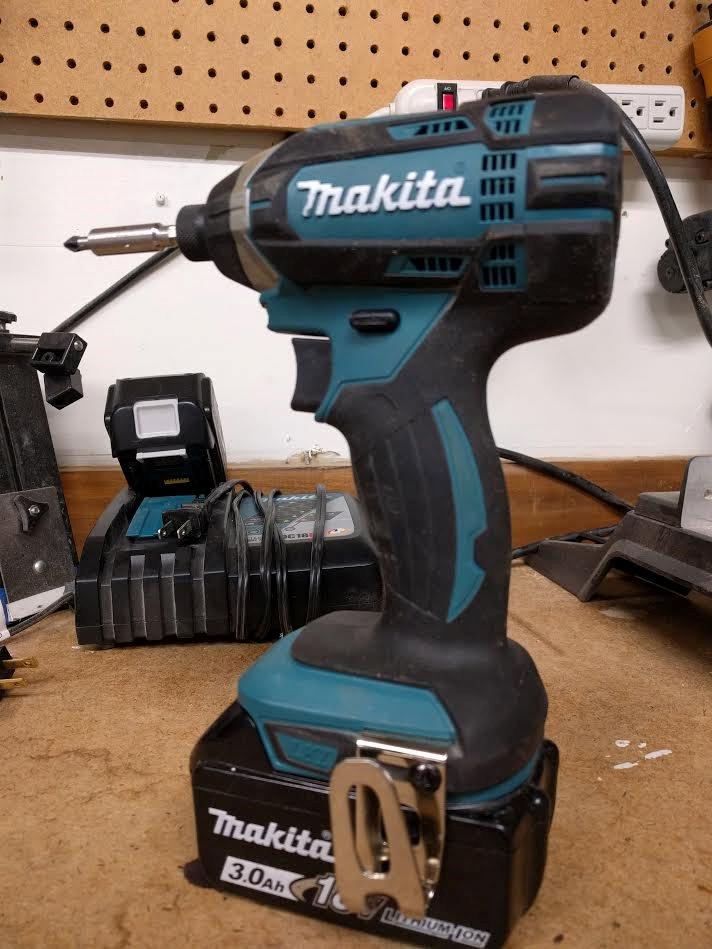 Makita XDT11Z 18V LXT Lithium-Ion Cordless Impact Driver, Tool Only customer photo 1