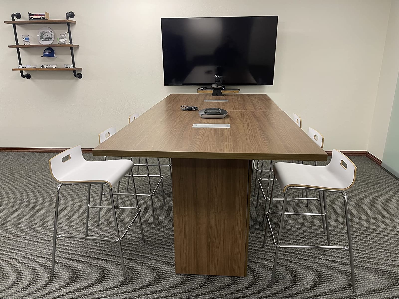 Logitech Group Video and Audio Conferencing System Big Meeting Rooms customer photo 2