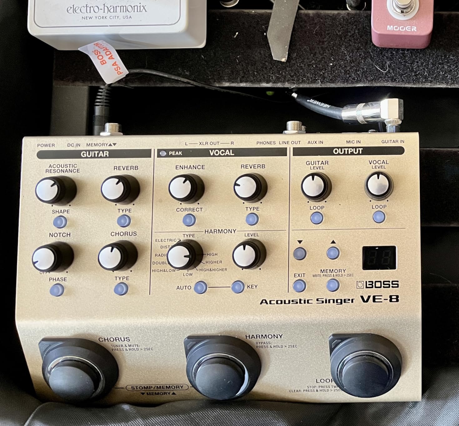 BOSS VE-8 Acoustic Singer | Compact All-In-One Preamp and Effects Solution for Singing Guitarists | Create Natural Harmonies in Real-Time | Studio-Quality Processing | Multiple Vocal Effects | Looper | Compact All in One Preamp and Effects Solution for Singing Guitarists, Create Natural Harmonies in Real Time, Looper customer photo 1