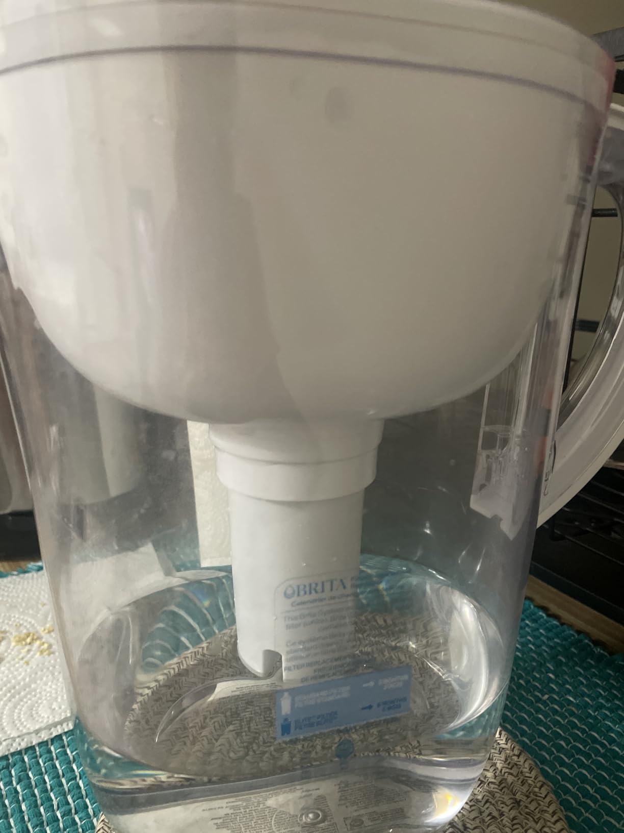 Brita Large 10 Cup Water Filter Pitcher, Includes 1 Filter, Bright White customer photo 1