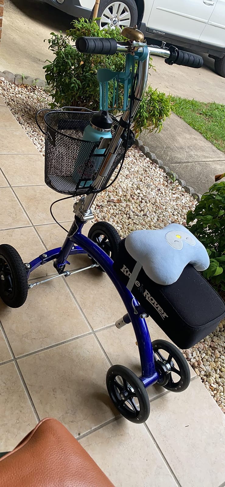 KneeRover Hybrid All Terrain Knee Scooter for Adults, Blue customer photo 1
