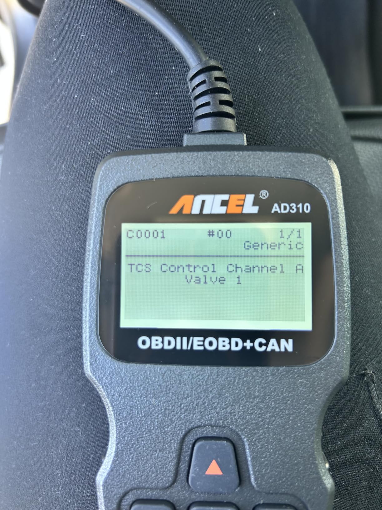 ANCEL AD310 Classic Enhanced Universal OBD II Scanner Car Engine Fault Code Reader CAN Diagnostic Scan Tool, Read and Clear Error Codes for 1996 or Newer OBD2 Protocol Vehicle (Black) customer photo 1