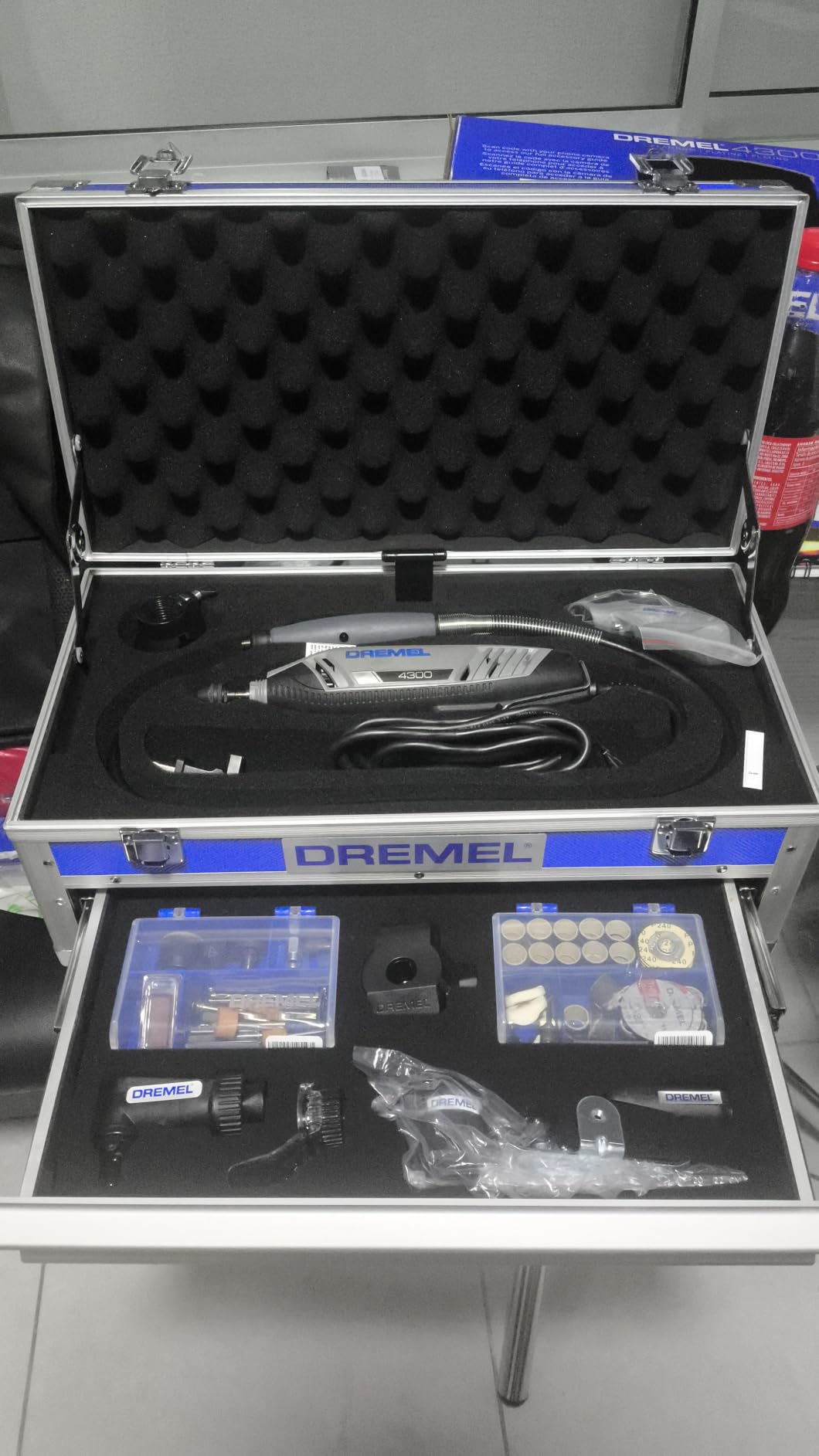 Dremel 4300-5/40 Rotary Tool Kit with Pivot Light and 40 Accessories customer photo 1