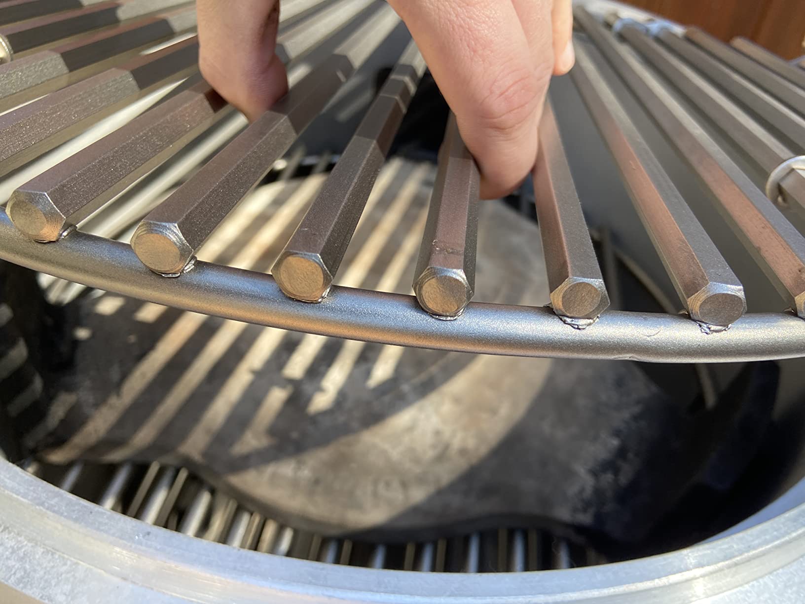 Blaze 20‑Inch Cast Aluminum Kamado Grill | Heavy-Duty 1″ Cast Aluminum Body | 20″ Hex Stainless Grates | Tongue‑and‑Groove Seal | BLZ‑20‑KAMADO customer photo 1