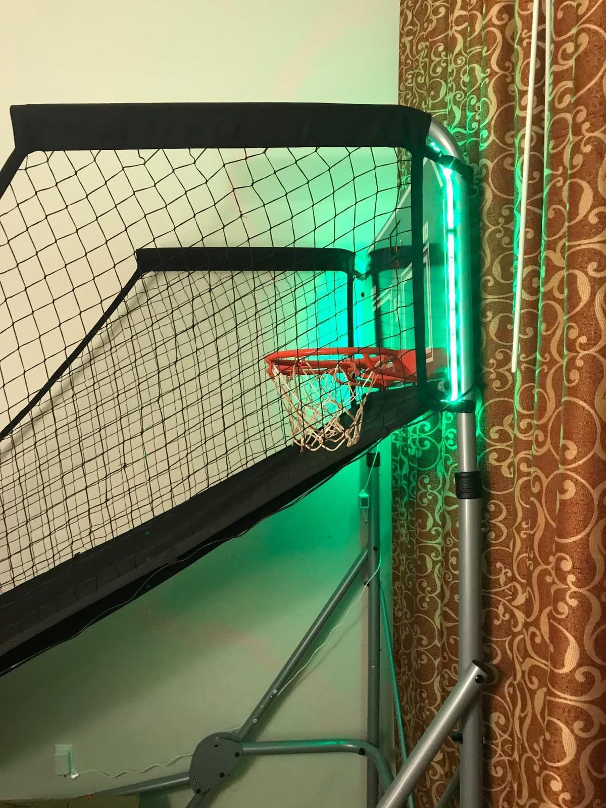 LIFETIME Basketball Arcade Game - Double Shot Deluxe, 2 Player customer photo 2