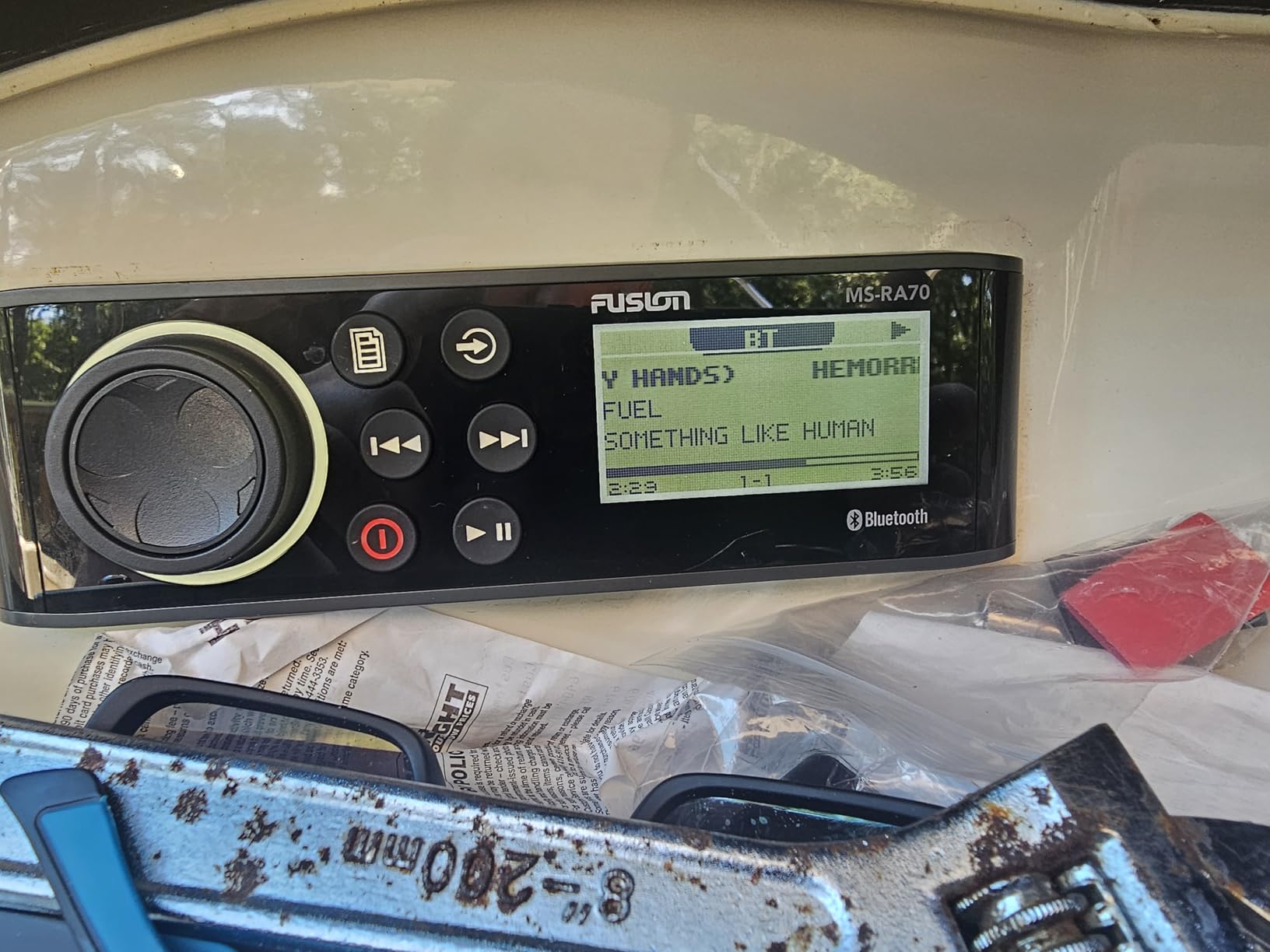 Fusion MS-RA70 Stereo with 4x50W AM/FM/Bluetooth 2-Zone USB Wireless Control for Fusion Link App customer photo 2