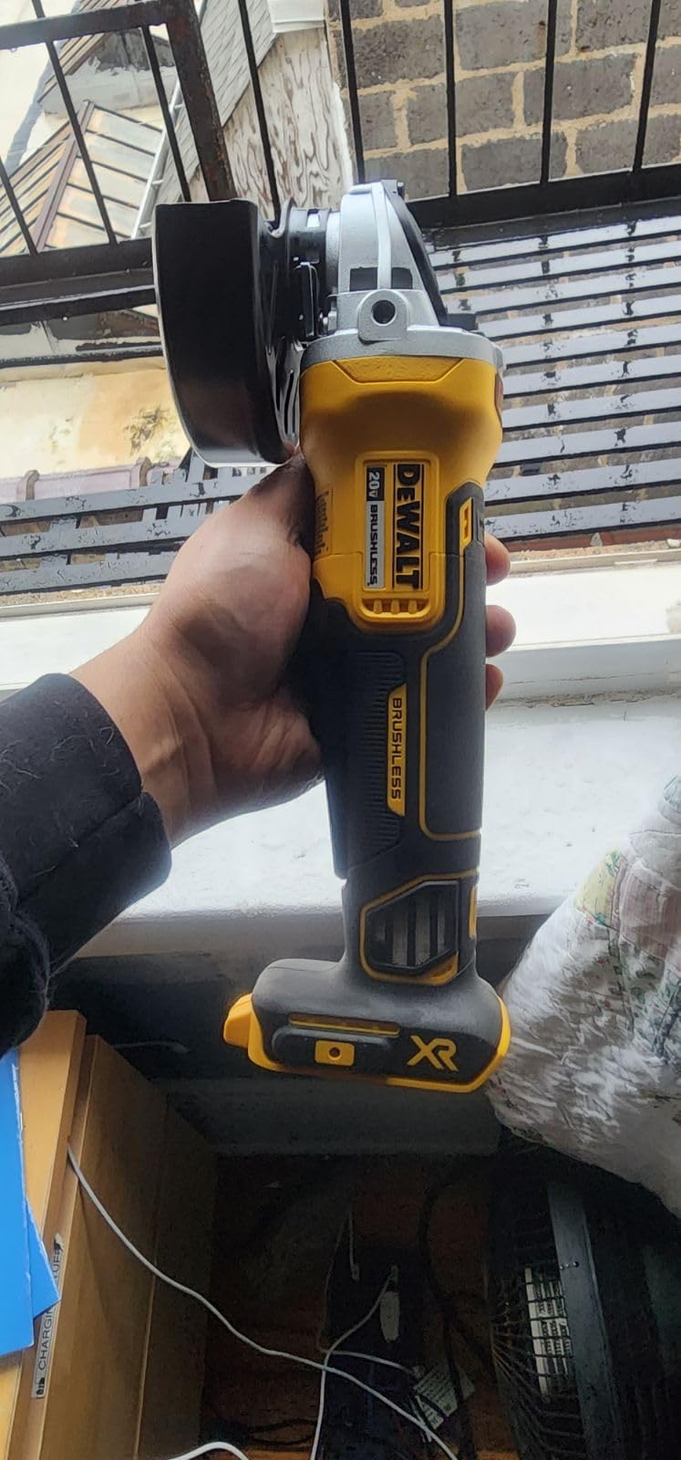 DEWALT 20V MAX* Angle Grinder Tool Cordless Brushless, 4 1/2 Inch, with Paddle Switch and Kickback Brake, Tool Only (DCG413B) | Paddle Switch, Kickback Brake, Tool Only customer photo 2
