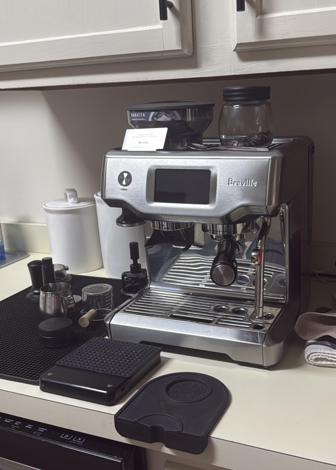 Breville BES880BSS Barista Touch Espresso Machine, Brushed Stainless Steel | Pull barista-quality espresso shots, lattes and cappuccinos at home with semi-automatic coffee maker with built-in grinder customer photo 2