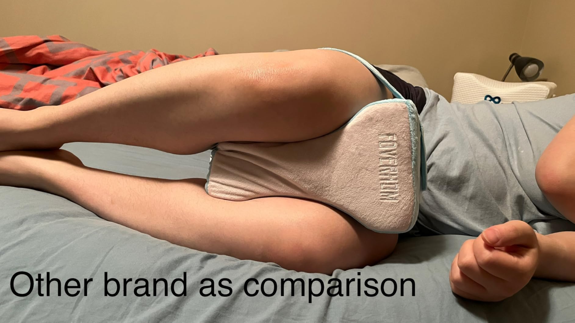 Everlasting Comfort Memory Foam Knee Pillow for Side Sleepers - Sciatica Pain Relief Pillow, Removable Strap Support - Leg Pillows for Sleeping Alignment, Knees, Back & Hip Cushion customer photo 2