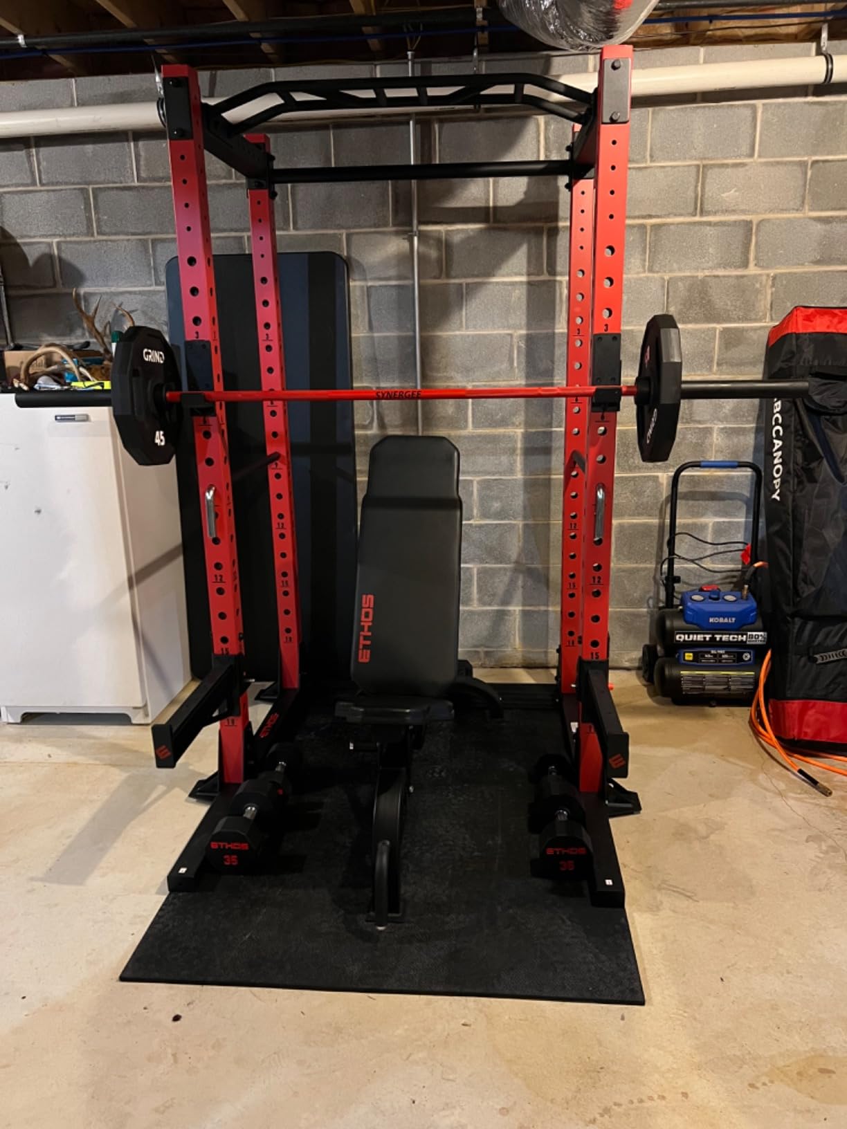Synergee Games 15kg and 20kg Colored Ceramic Coated Barbells. Rated 1500lbs for Weightlifting and Powerlifting. Black, Red, Grey, Pink customer photo 1