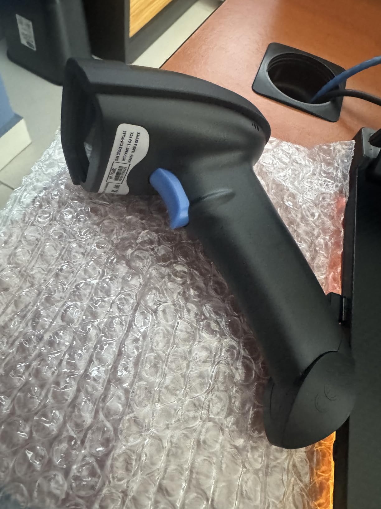 NETUM Bluetooth Barcode Scanner, Support 2.4G Wireless & Bluetooth & Wired | Connect Smart Phone, Tablet, PC, CCD Bar Code Reader Work with Windows, Mac,Android (NT-1228BC) customer photo 1
