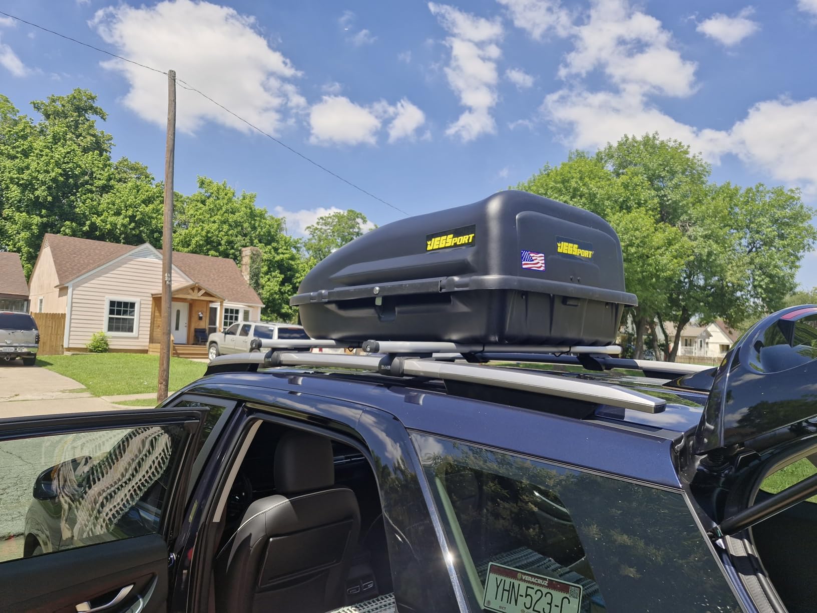 10 cu. ft. Rooftop Cargo Carrier, Weatherproof Lockable, 110 lb. Capacity customer photo 2