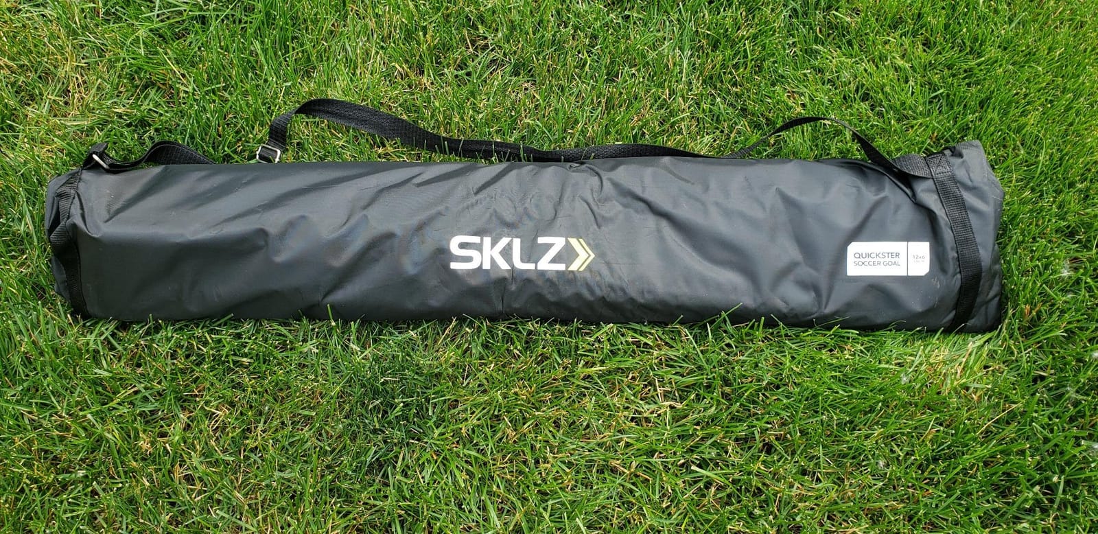 SKLZ Quickster Soccer Goal - Portable Goal for Backyard & Field - Durable Tension-Tite Frame & Heavy Gauge 2-Ply Net - Adjustable Click-Lock Poles, Metal Stakes - Carrying Case with Handle customer photo 1