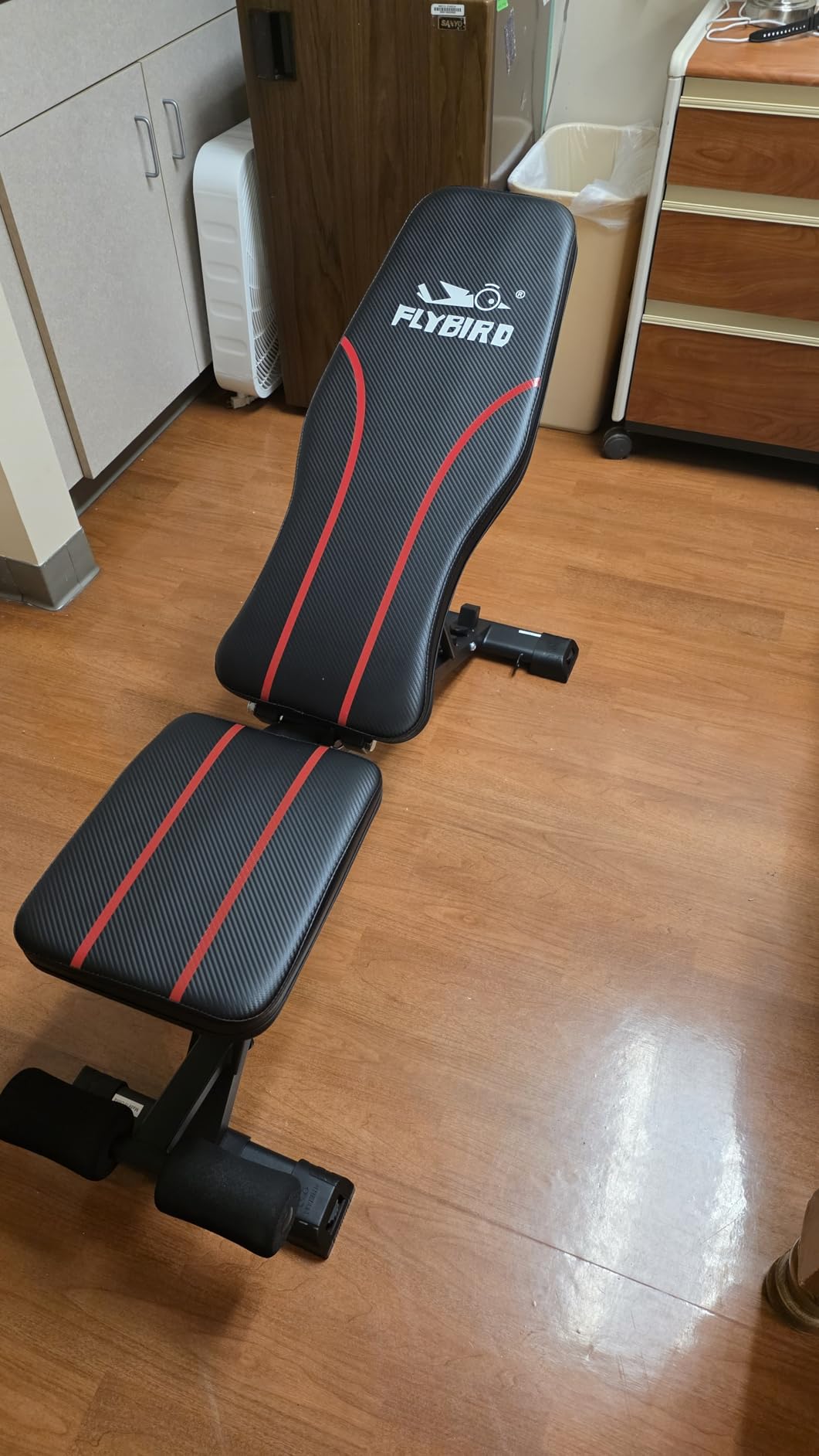 FLYBIRD WB2 Weight Bench, Utility Adjustable Weight Bench for Full Body Workout- Multi-Purpose Foldable Incline Bench (Black) customer photo 1