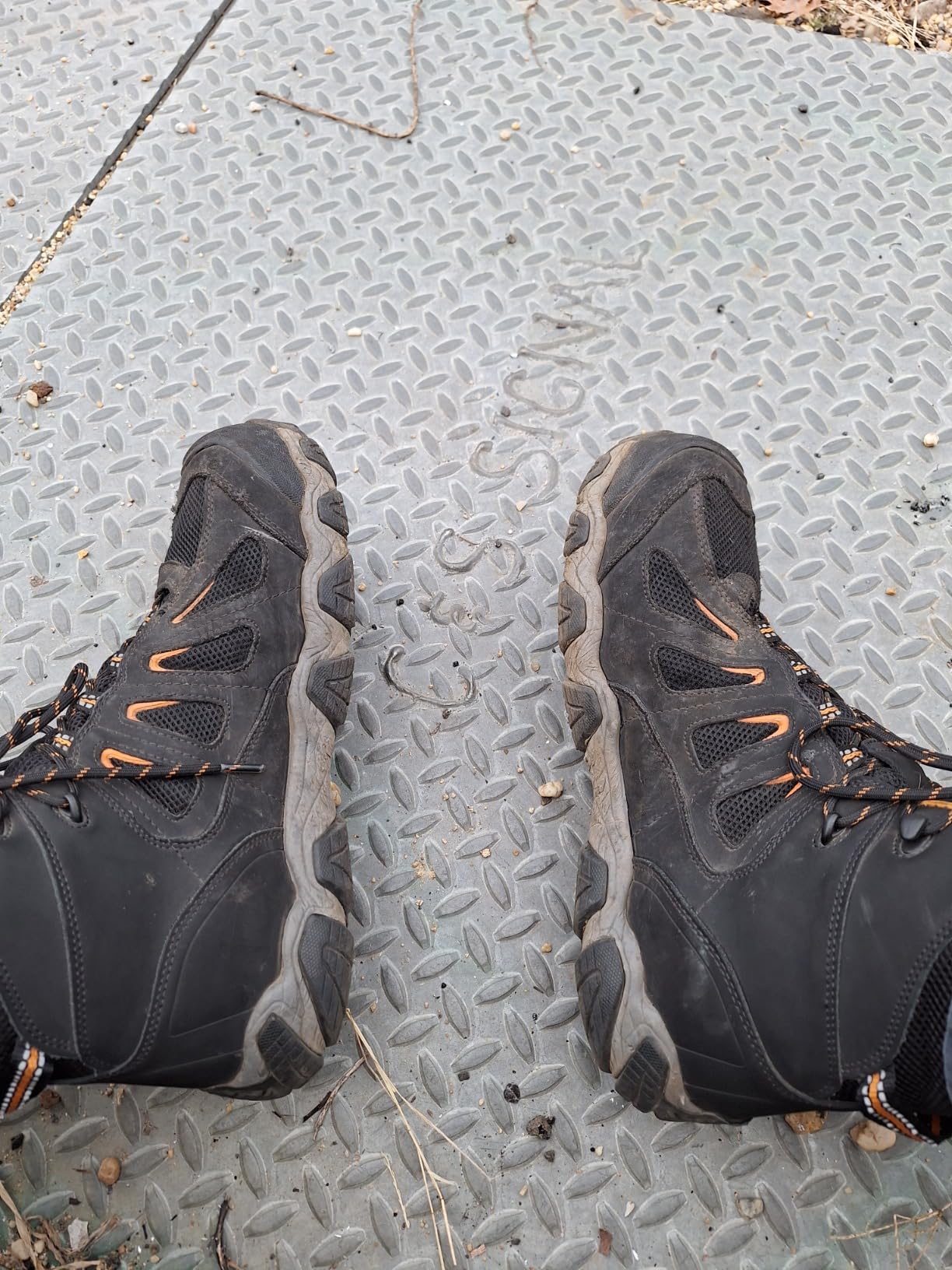 Thorogood Crosstrex 6” Waterproof Safety Toe Hiking Boots for Men - Breathable Premium Leather and Mesh with Comfort Insole and Athletic Traction Outsole; ASTM Rated customer photo 1