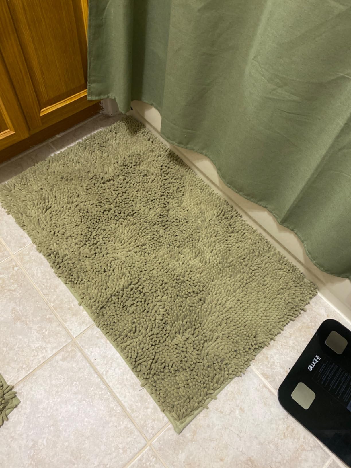 ITSOFT Standard 3pc Non-Slip Shaggy Chenille Bathroom Mat Set, Includes 24
