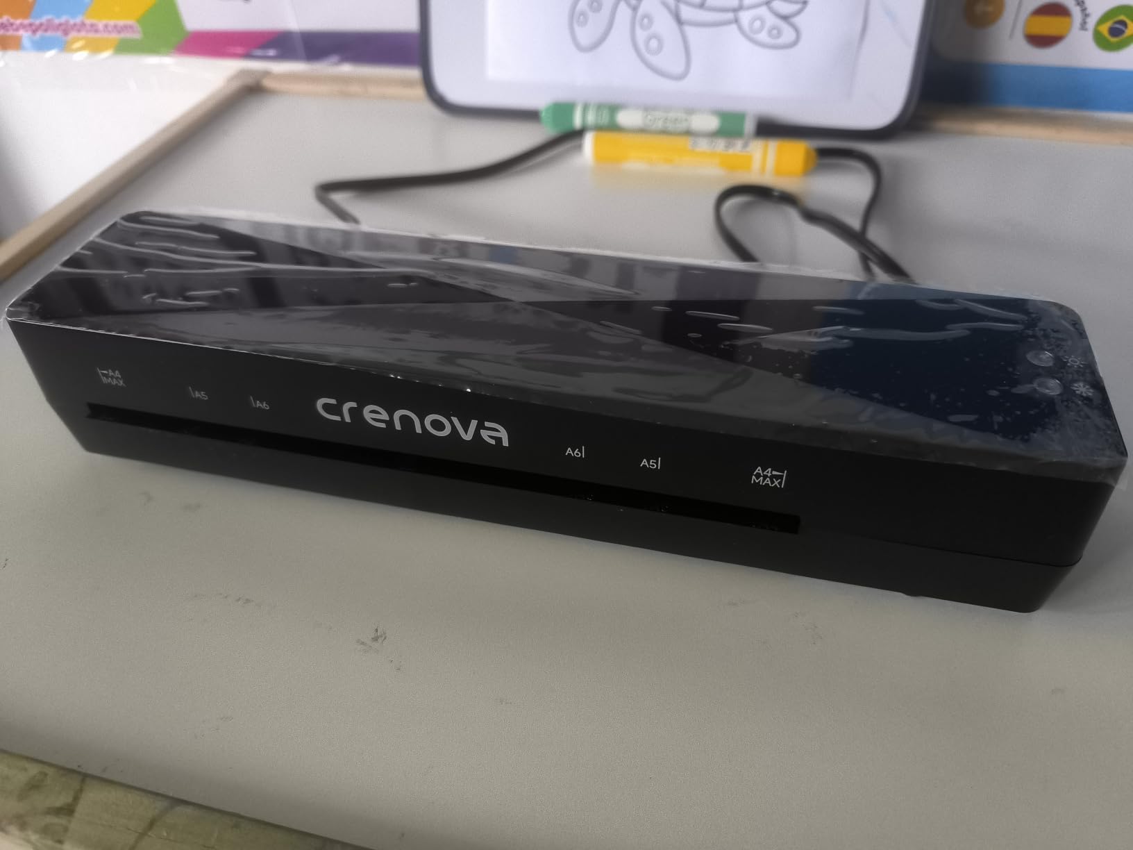 Crenova Laminator Machine with 10 Laminating Sheets, A4 Laminating Machine customer photo 1