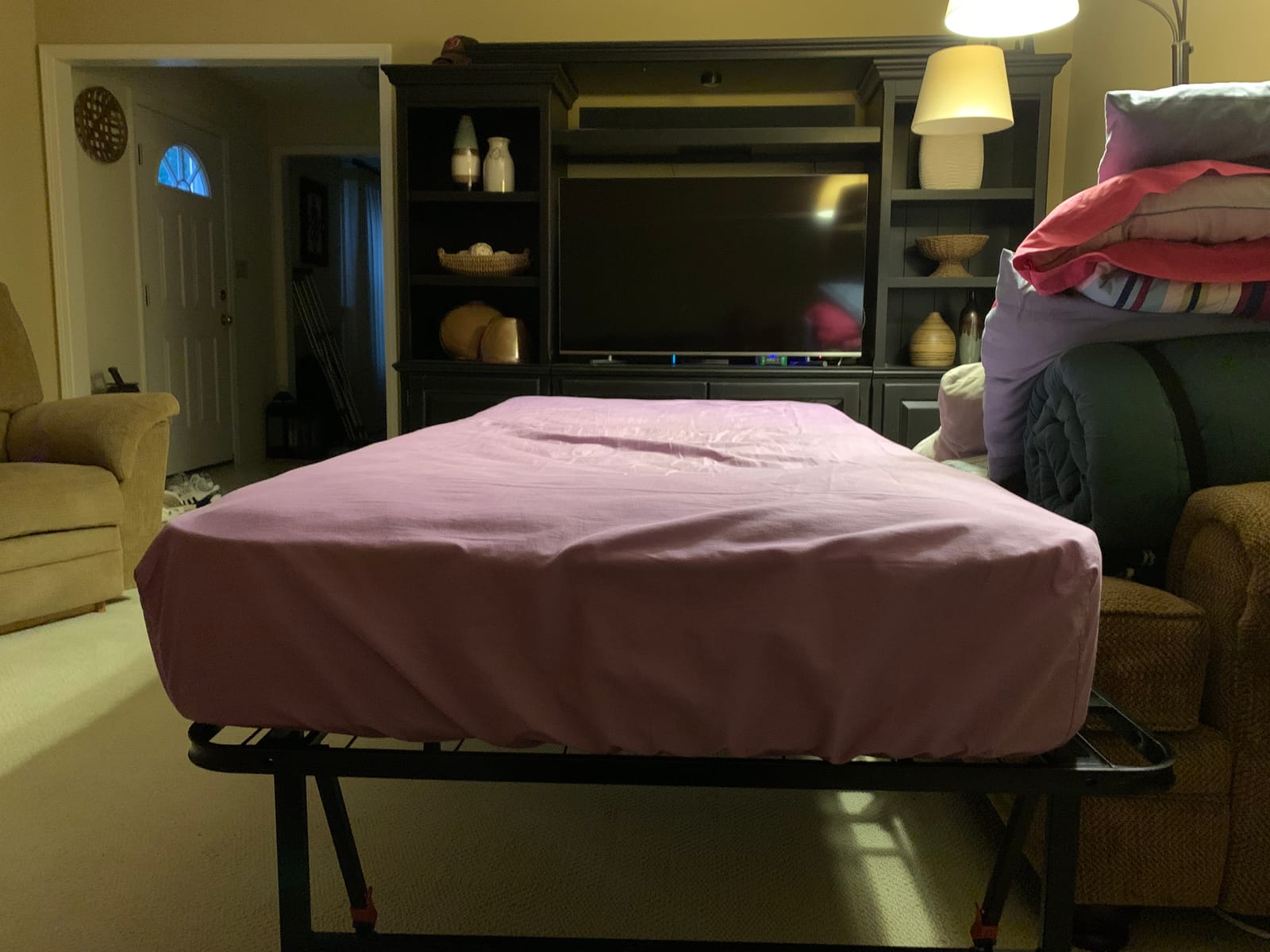 Amazon Basics Foldable Metal Platform Bed Frame with Storage, Sturdy Steel, No Box Spring Needed, 18 Inches High, Tool-Free Easy Assembly, Noise-Free, Queen Size, Black customer photo 2
