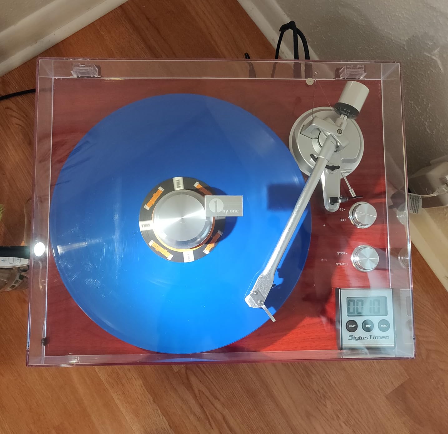 1 BY ONE Belt Drive Turntable with Bluetooth Connectivity, Built-in Phono Pre-amp, USB Digital Output Vinyl Stereo Record Player with Magnetic Cartridge, 33 or 45 RPM customer photo 1