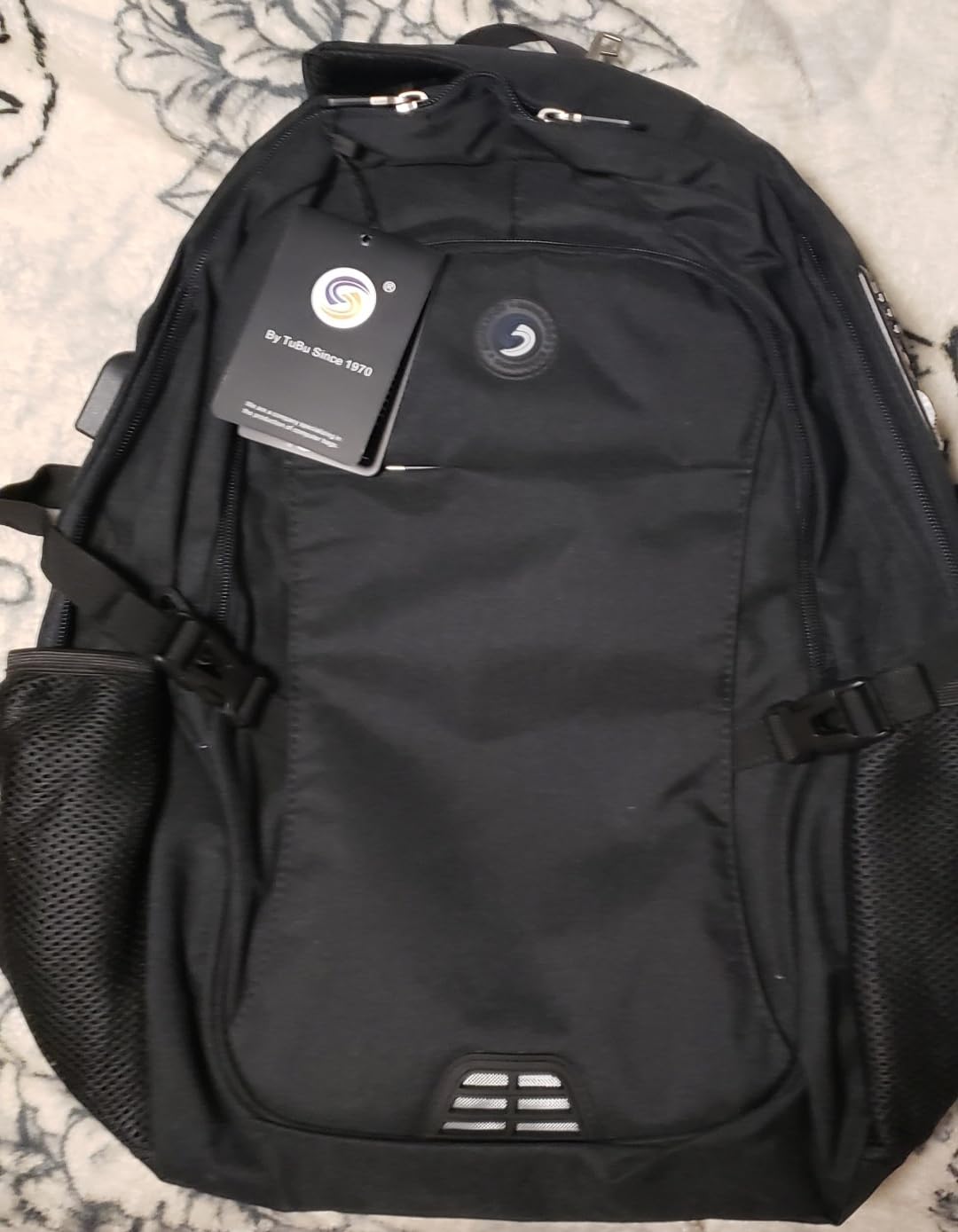 SHRRADOO Travel Laptop Backpack for Men Women, College High Schoolbag | Anti Theft Backpack with Combination Lock, Carry On Flight Approved, Fit 17 Inch Laptop, Bookbag School Backpack,Work Daypack customer photo 1