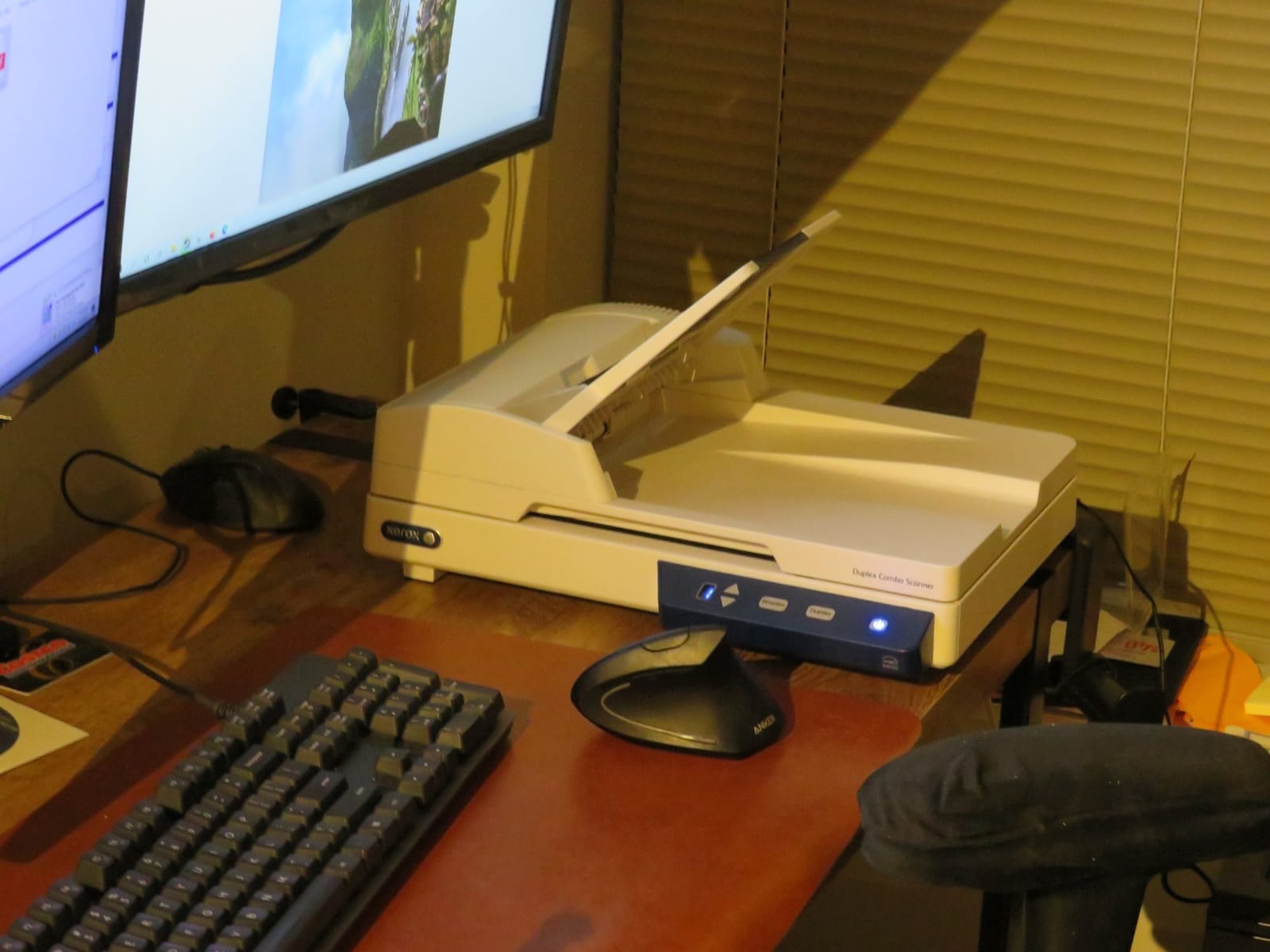 Visioneer Xerox Duplex Combo Flatbed Scanner with Automatic Document Feeder customer photo 1