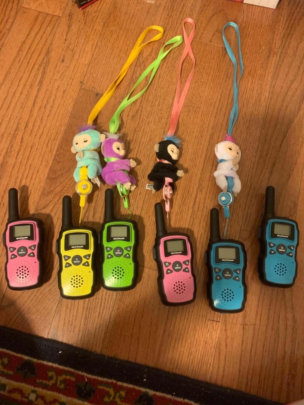 Wishouse Walkie Talkies for Kids 4 Pack,Family Walky Talky Adults Children Radio Long Range,Outdoor Camping Fun Toys Birthday Present Xmas Gifts for 4 5 6 7 8 Year Old Girls Boys No Battery No Charger customer photo 1