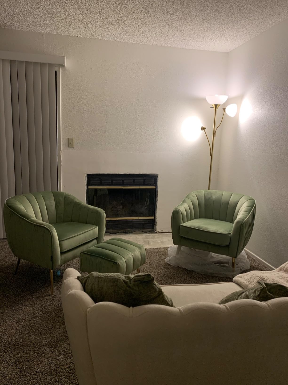 Velvet Accent Chair, Modern Barrel Arm Chair with Golden Finished Metal Legs for Living Room and Bedroom, Christmas Green customer photo 1