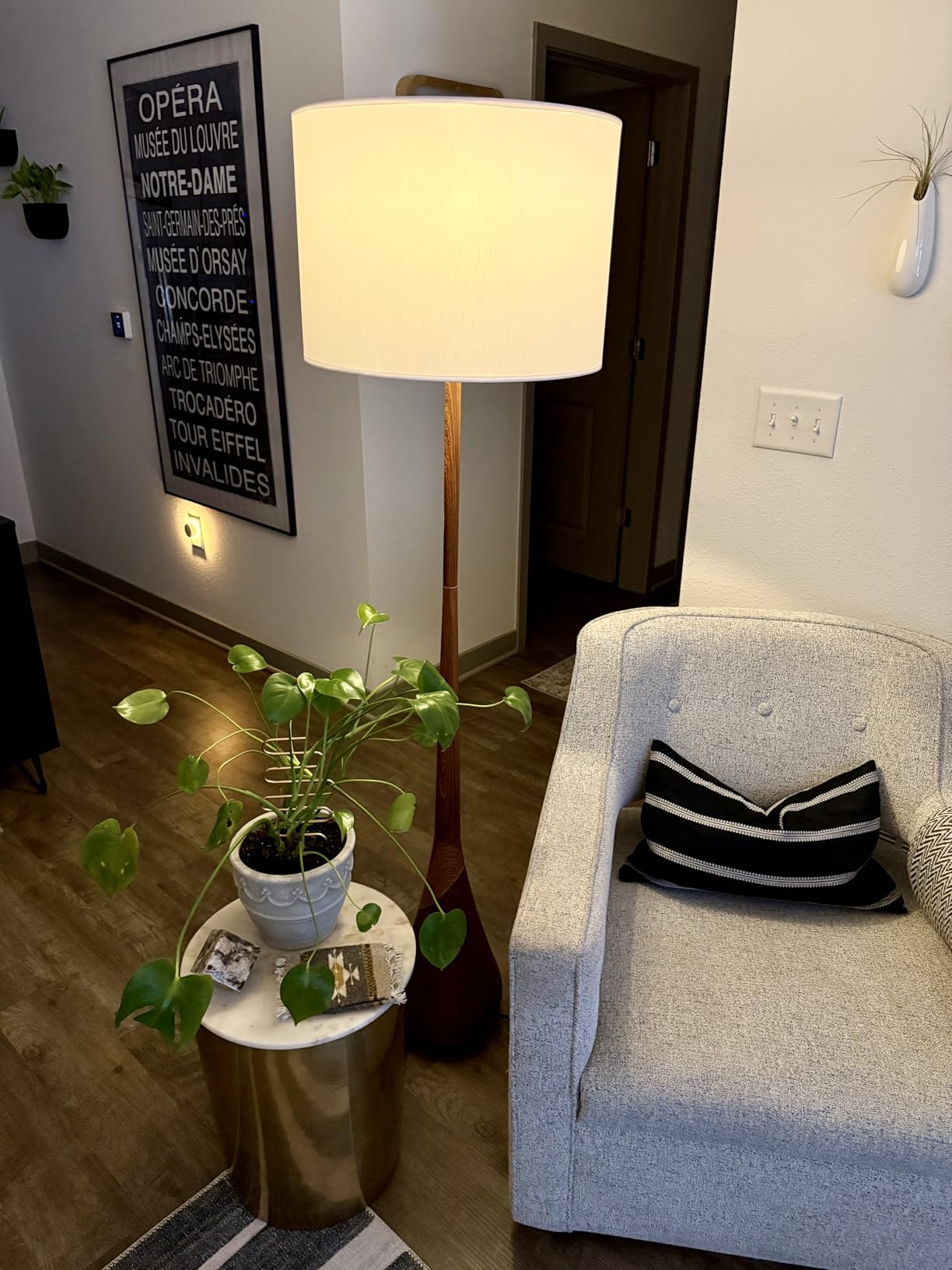 Novogratz x Globe Harrington 65 in Floor Lamp, 2-Tone Wood-Tone Base | Teardrop Shape with a White Fabric Shade, Rotary Switch on the Socket, Fits a Reading Nook or Couch Corner, Standard Bulb customer photo 1