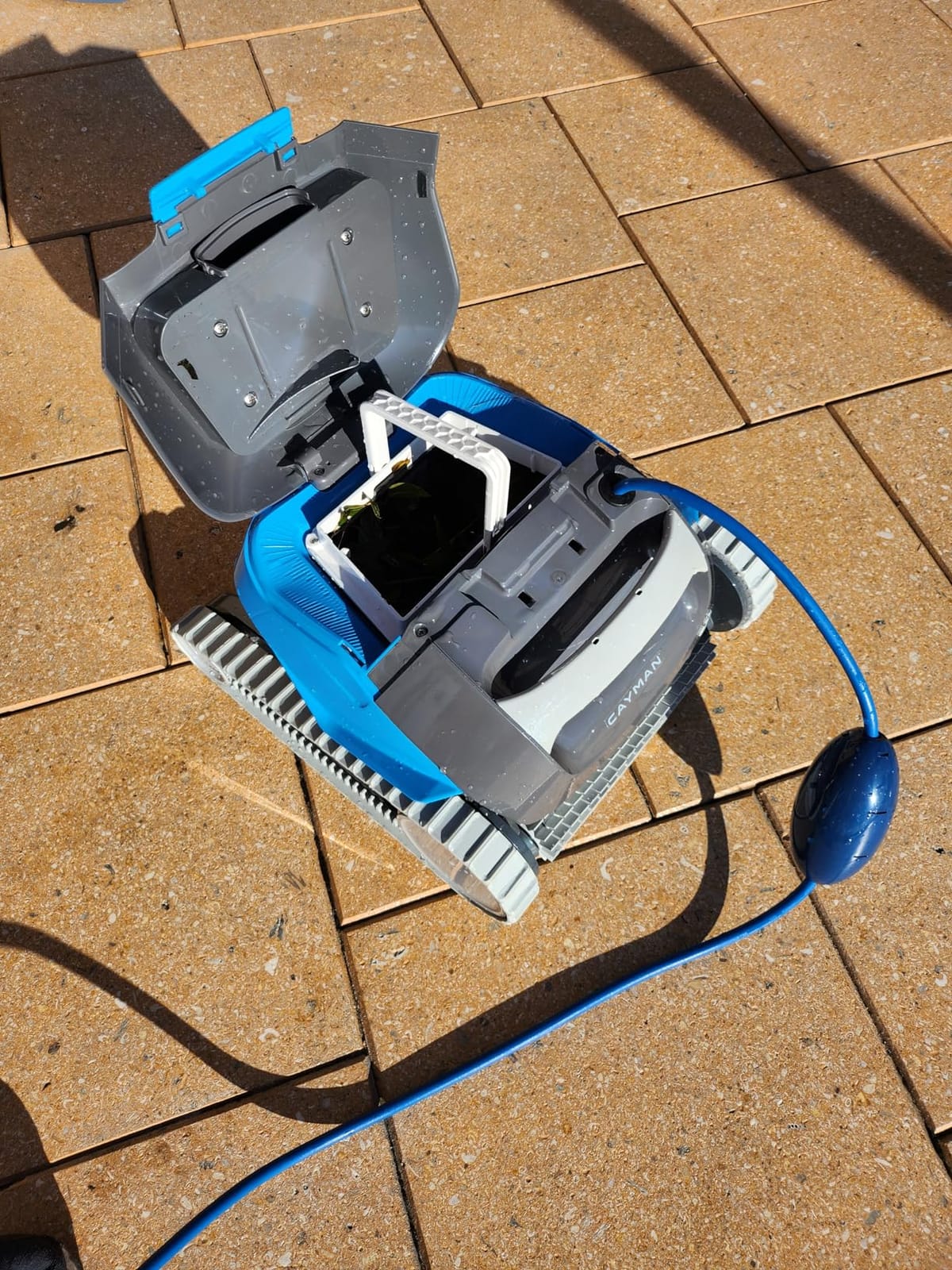 Dolphin Cayman Automatic Robotic Pool Cleaner (2026 Model) — Programmable Weekly Timer, Wall Climbing, Massive Top-Load Filter Bin, HyperBrush — for In-Ground & Above Ground Swimming Pools up to 33FT customer photo 2