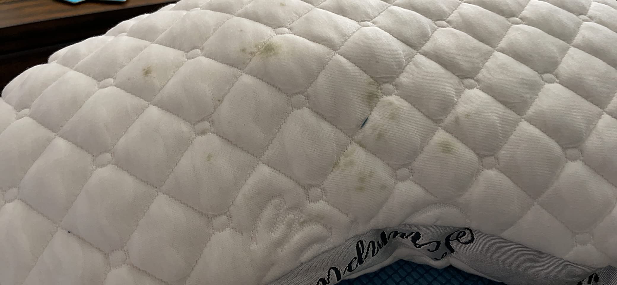 Honeydew Scrumptious Side Pillow- The Ultimate Luxury Neck Pillow- Fully Adjustable Support for Neck- Made in USA- Enhanced, Patented Cool Pillow Fill (Queen Size) customer photo 2