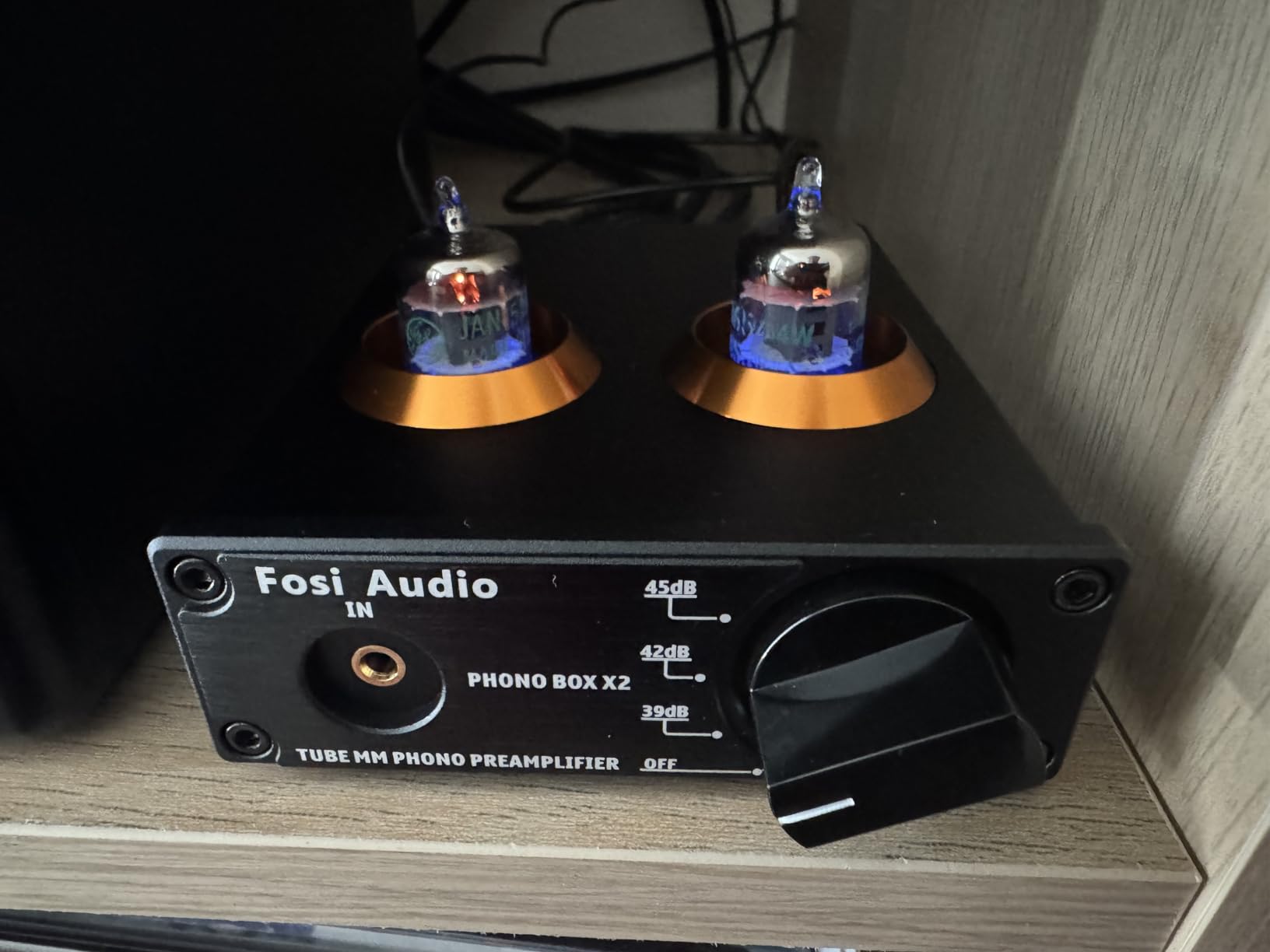 Fosi Audio Box X2 Phono Preamp, Mini Stereo Audio Hi-Fi Preamplifier with Gain Gear, Pre-Amplifier for MM Turntable Phonograph and Record Player, with DC 12V Power Supply customer photo 1