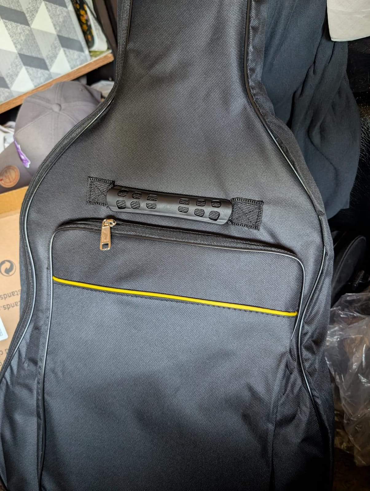 GLEAM Acoustic Guitar Gig Bag - 0.35 Inch Foam Padding Fit 39-41 Inch, Waterproof, Black with Hanger Loop customer photo 1