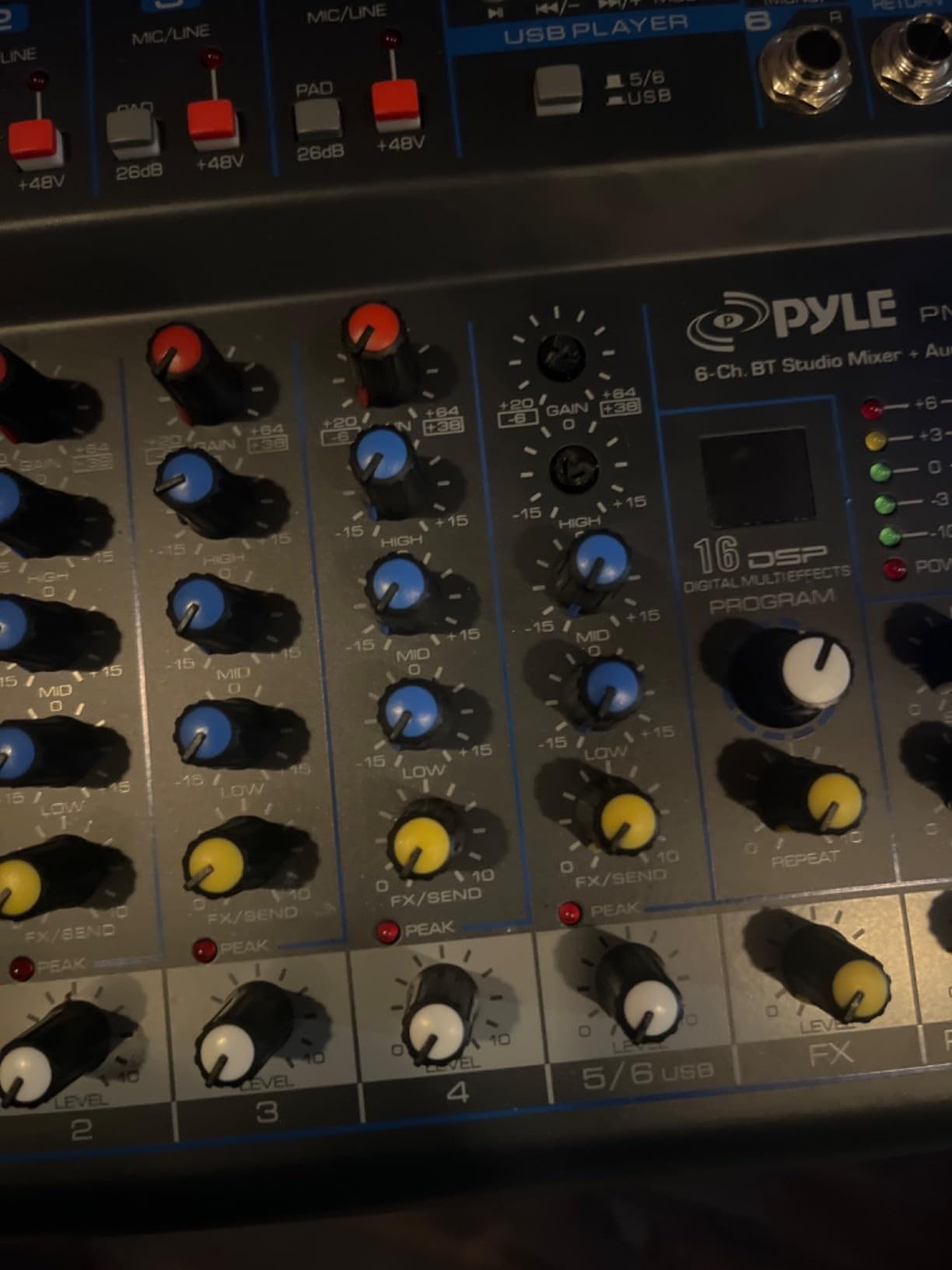 Pyle Professional Audio Mixer Sound Board Console System Interface 4 Channel Digital USB Bluetooth MP3 Computer Input 48V Phantom Power Stereo DJ Studio Streaming FX 16-Bit DSP Processor - PMXU43BT.5 customer photo 1