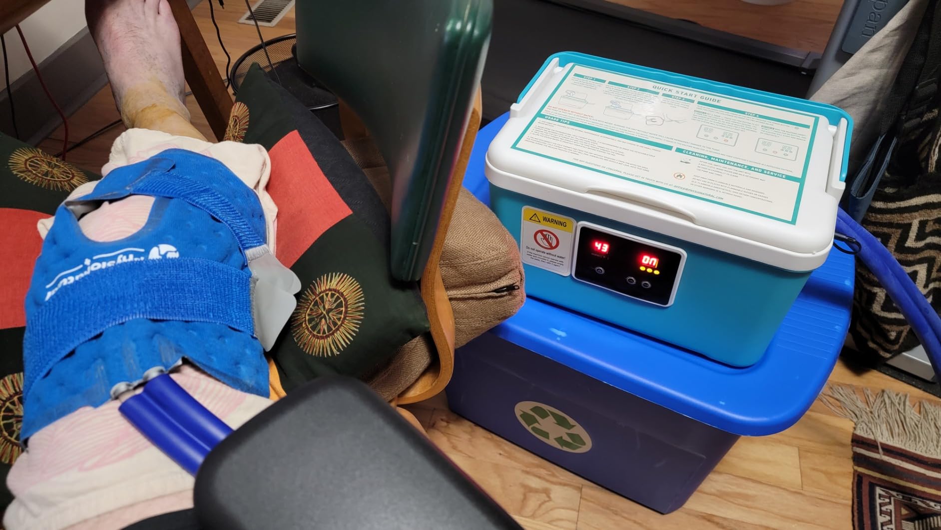 PhysioNatural Cold Therapy Ice Machine for Knee Surgery Recovery – Programmable Continuous Cryotherapy System with Adjustable Knee Pad for Post-Op Swelling, Sprains & Injuries customer photo 1