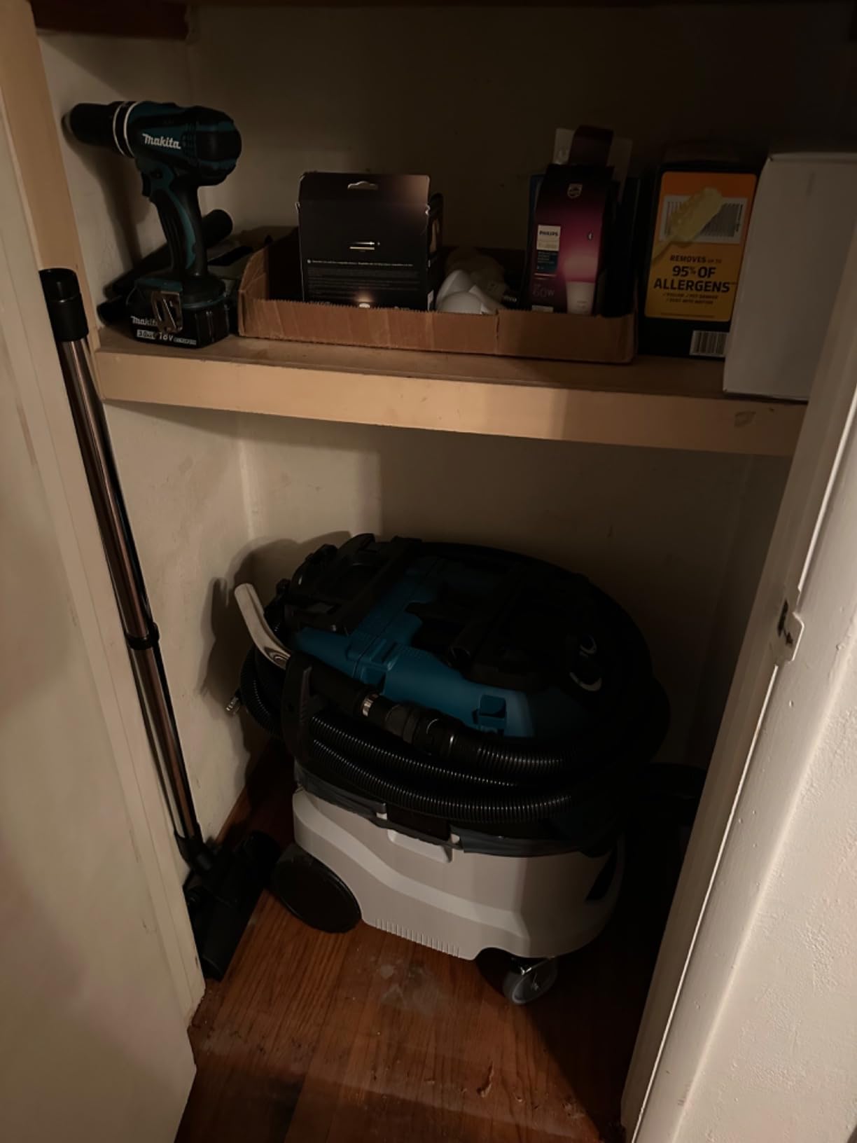 Makita VC4210L 11 Gallon Wet/Dry HEPA Filter Dust Extractor/Vacuum customer photo 2