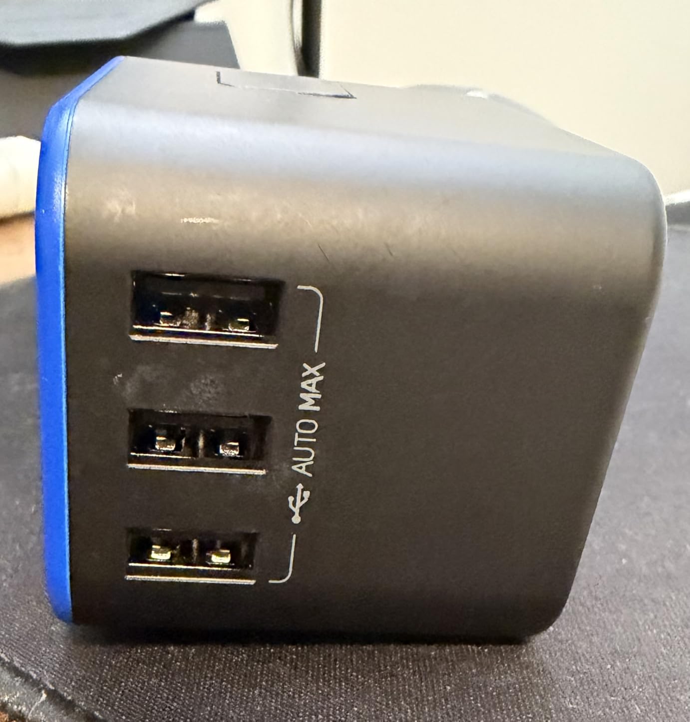 Ceptics 45W Universal Travel Adapter w/ 3 USB-A, 2 USB-C & Universal Input customer photo 1