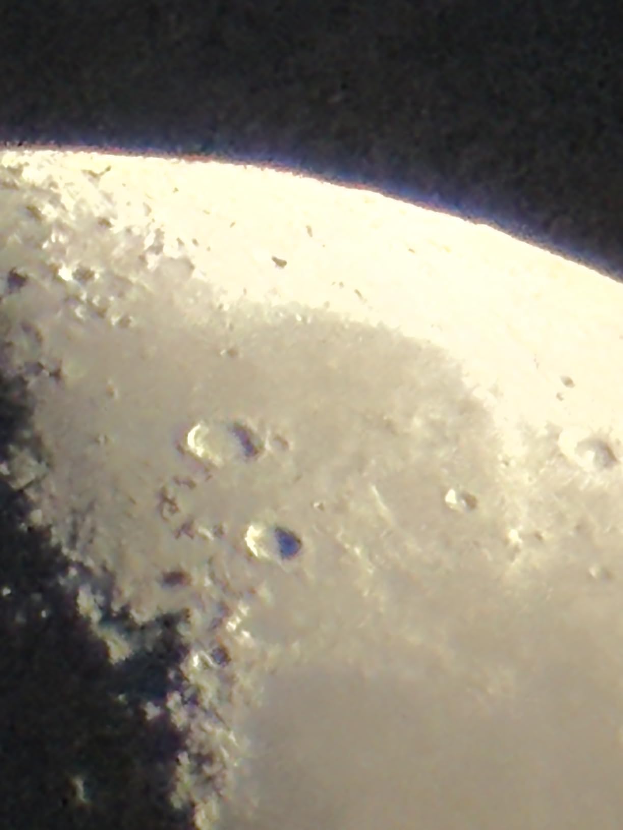Celestron StarSense Explorer LT 80AZ Smartphone Guided Refractor Telescope customer photo 1