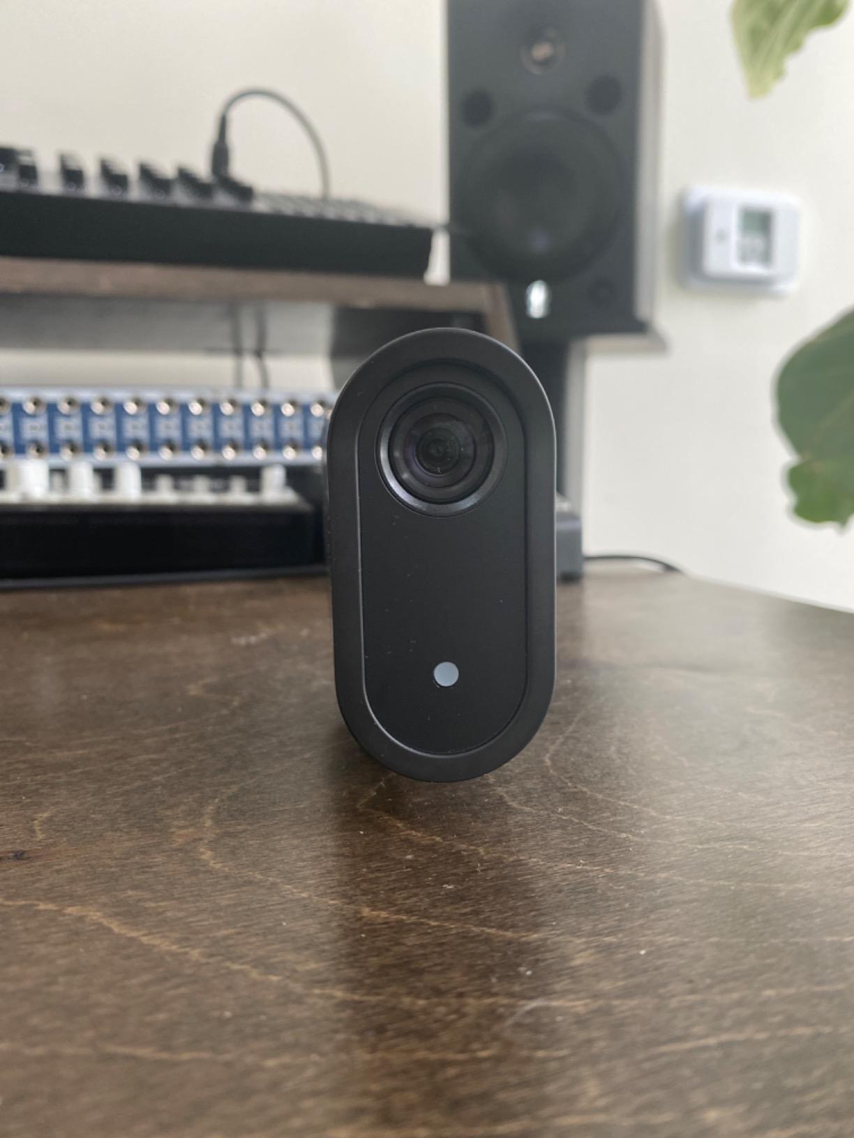 Logitech for Creators Mevo Start Wireless Live Streaming Camera - Black | For creators, live video, intelligent app control, LTE or Wi-Fi customer photo 2