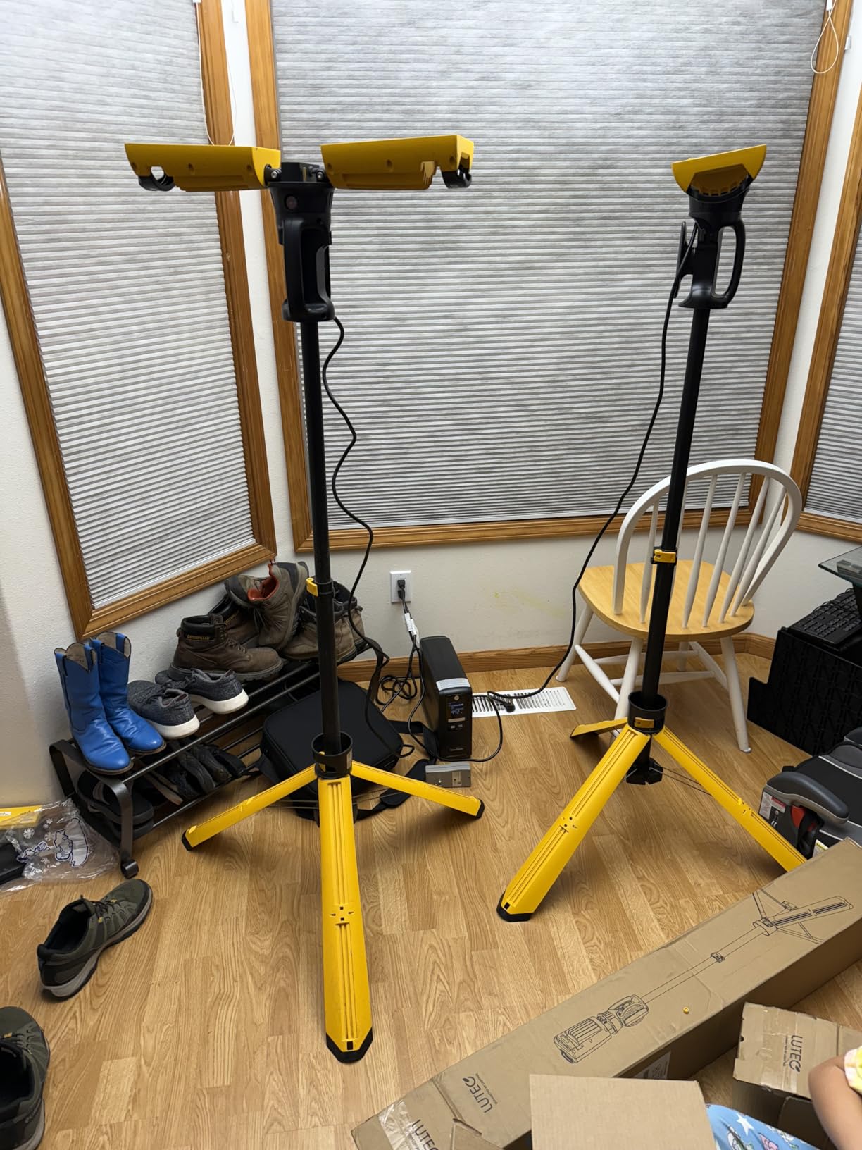 LUTEC Upgraded 5000K 15000 LM 105 W LED Work Light with Telescoping Tripod customer photo 2