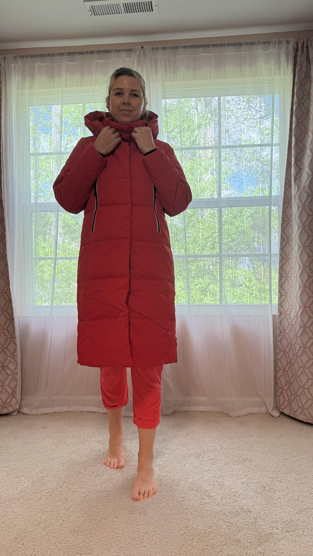 Orolay Women's Thickened Long Down Jacket Winter Down Coat Hooded Puffer Jacket with Side Zipper customer photo 2