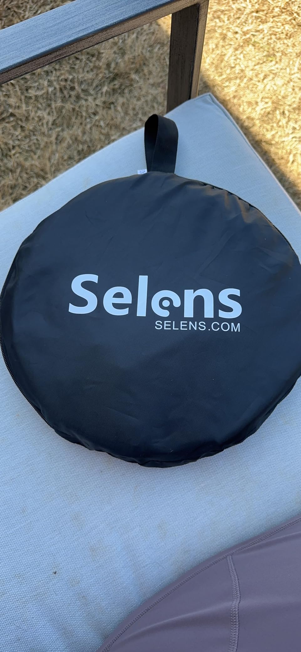 Selens 5-in-1 Oval Reflector with Handle for Photography Photo Studio Lighting & Outdoor Lighting (59 x 39 Inch) customer photo 1