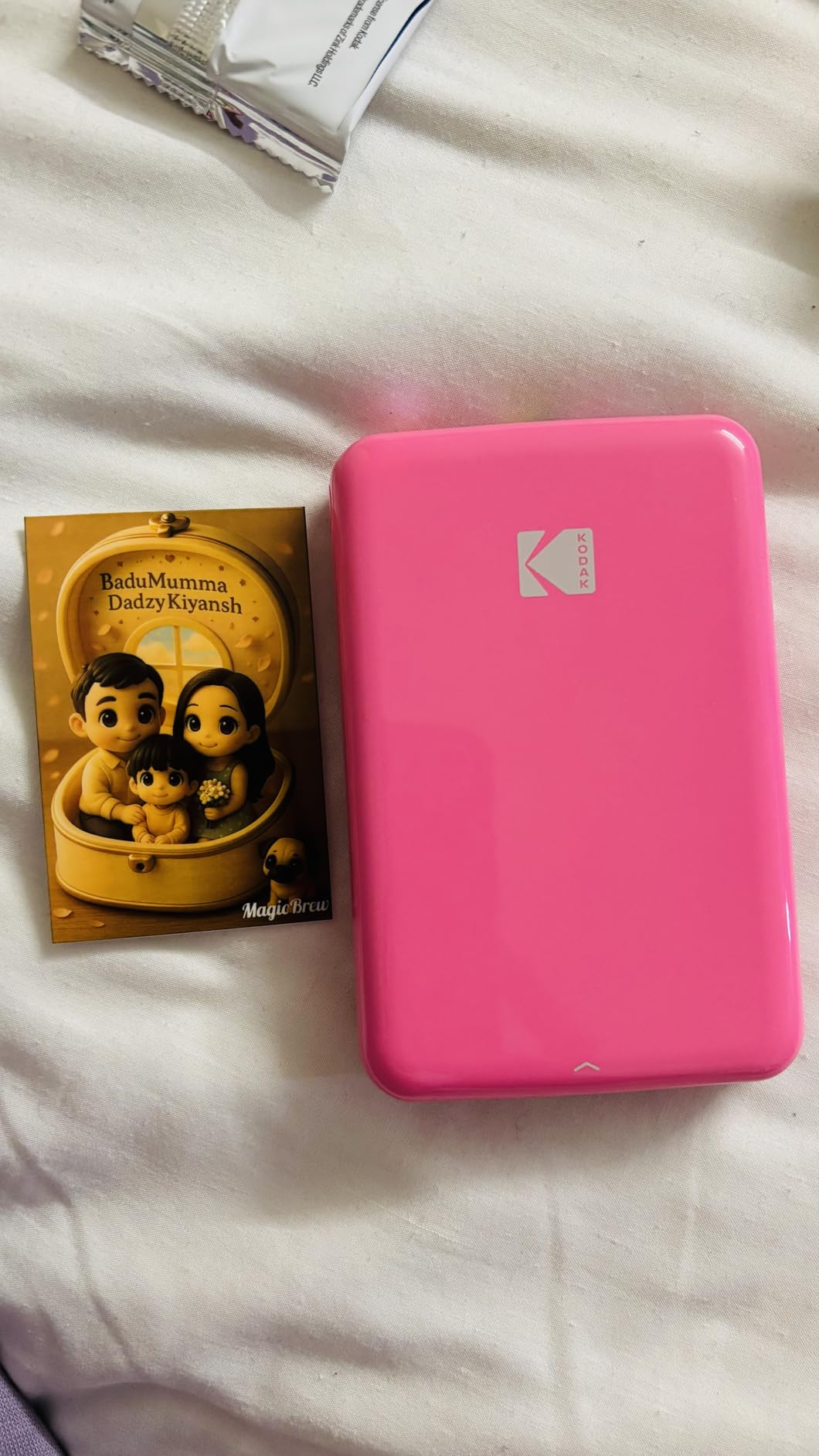 KODAK Step Instant Smartphone Photo Printer, Portable Mini Color Wireless Mobile Printer, Zink 2x3” (5.1x7.5 cm) Sticky-Back Photos, Bluetooth Compatible with iOS & Android Devices, Editing App, White customer photo 1